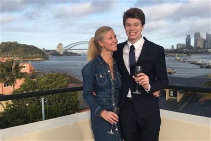 Unveiling Her Parents' Unsung Role