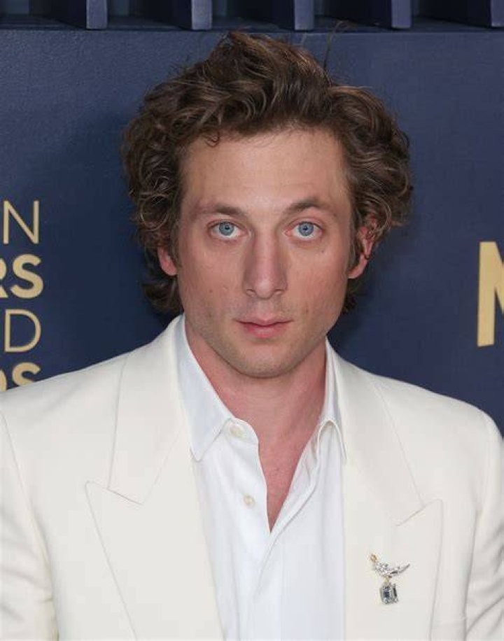 Unveiling Jeremy Allen White's Net Worth In 2024: Exclusive Insights And Discoveries