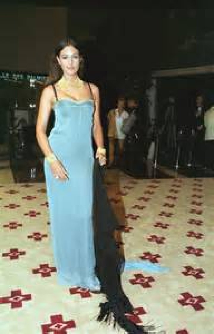 Unveiling Monica Bellucci's True Height: Facts And Insights Exposed