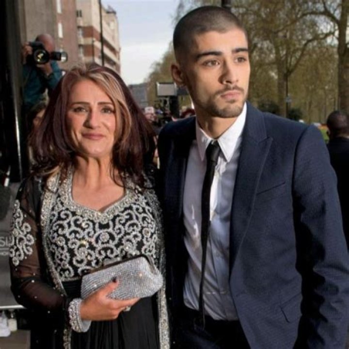 Unveiling The Enigma: Zayn Malik's Mother Revealed