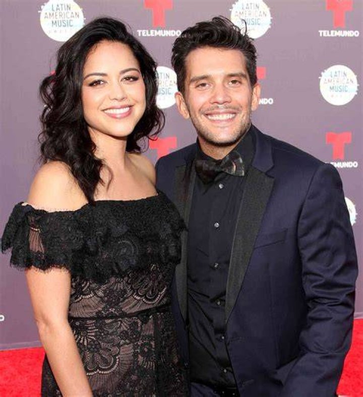 Unveiling The Impactful Role Of Gustavo Galindo's Wife