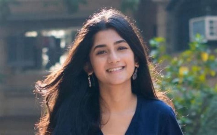 Unveiling The Secrets To Ashlesha Thakur's Exceptional Height