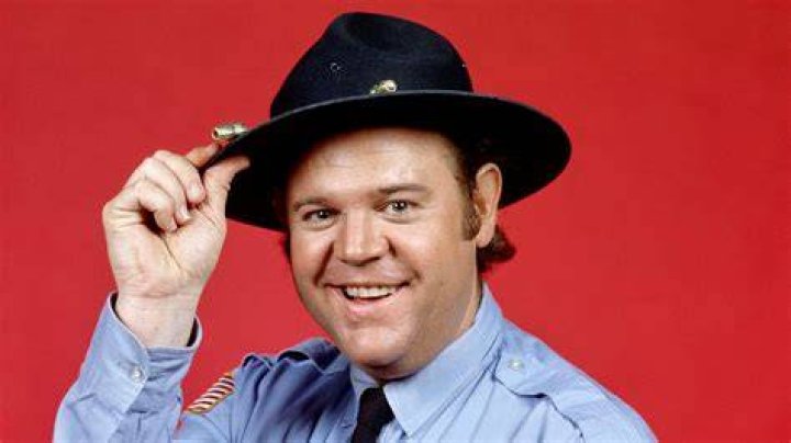 Unveiling The Star: Who Played Daisy Duke In The Original Dukes Of Hazzard?