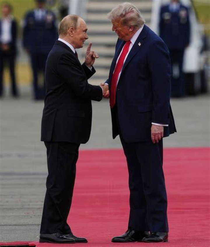 Unveiling The Truth: Putin's Height Demystified