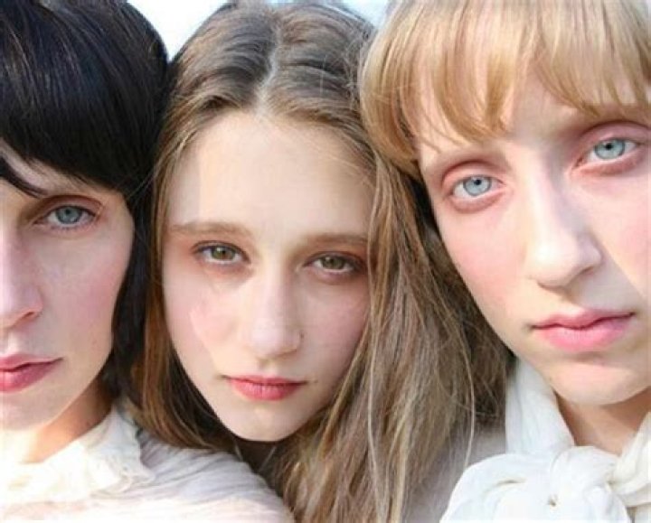 Vera Farmiga And Nadia Farmiga