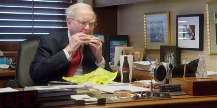 which mcdonalds omaha location does warren buffett go to