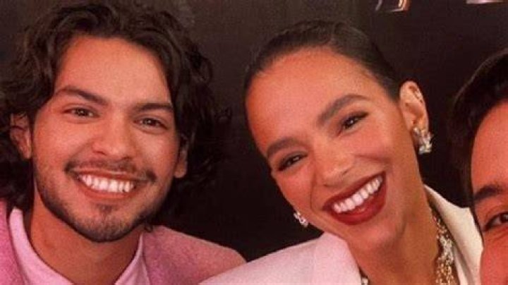 Xolo Maridueña's Girlfriend: A Deep Dive Into Their Relationship